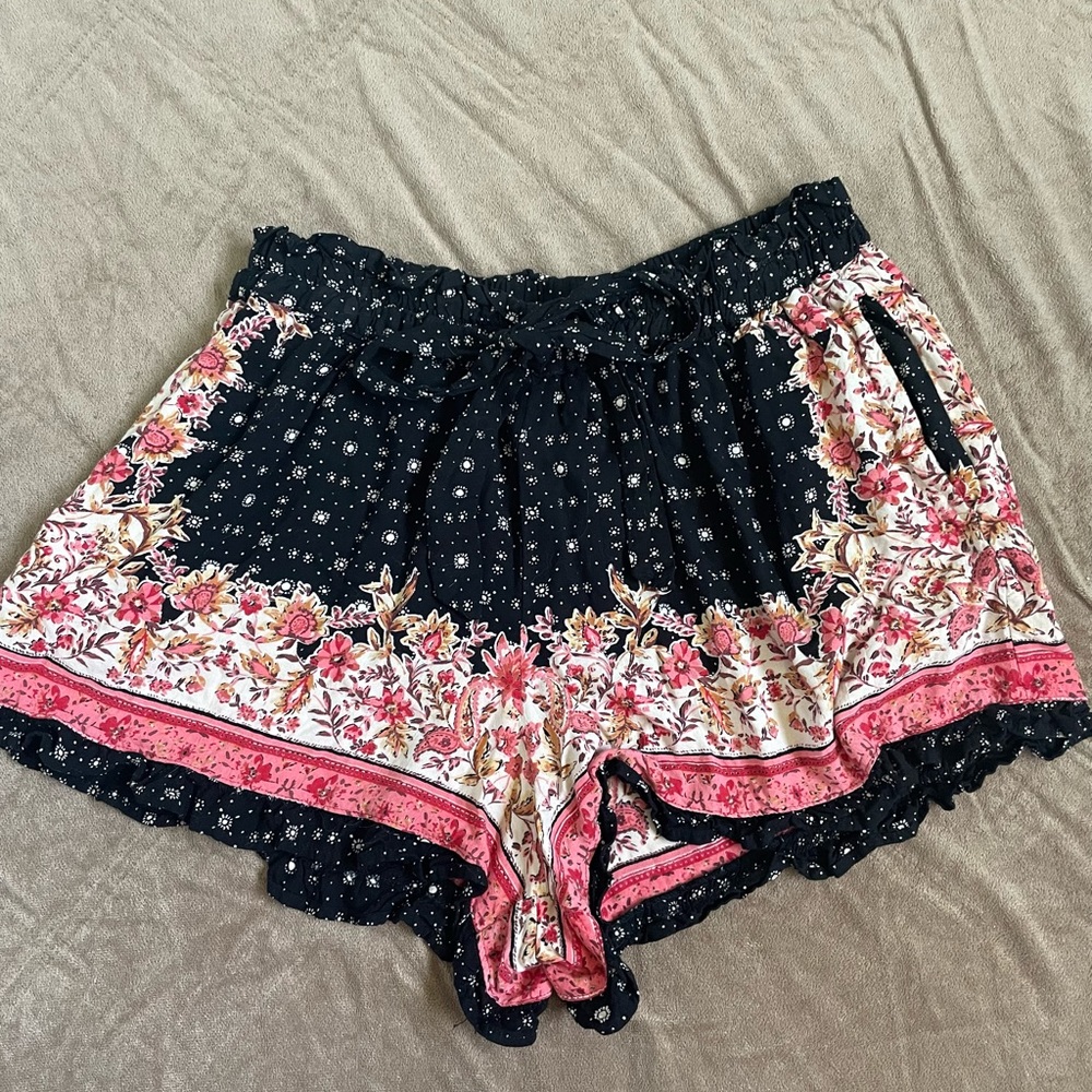 🌸 Floral Shorts 🌸